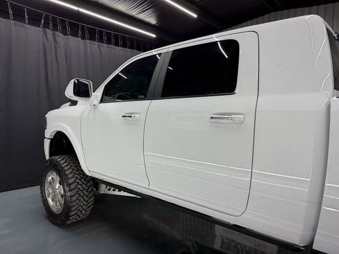 Used 2022 RAM 3500 Laramie image 7