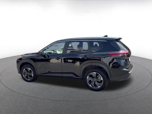 Used 2025 Nissan Rogue SV AWD/4WD image 9