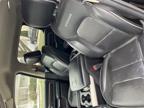 Used 2020 RAM 1500 Laramie image 36