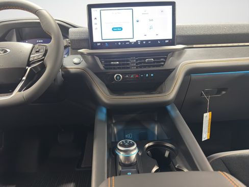 New 2026 Ford Explorer Tremor w/ Tremor Ultimate Package AWD/4WD image 18