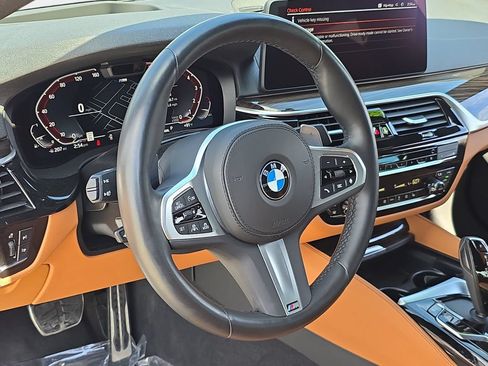 Used 2023 BMW 540i w/ Executive Package RWD image 19