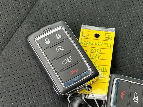 Used 2025 Jeep Grand Cherokee L Altitude RWD image 53