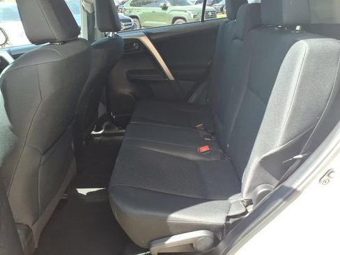 Used 2015 Toyota RAV4 LE w/ Preferred Accessory Package AWD/4WD image 11