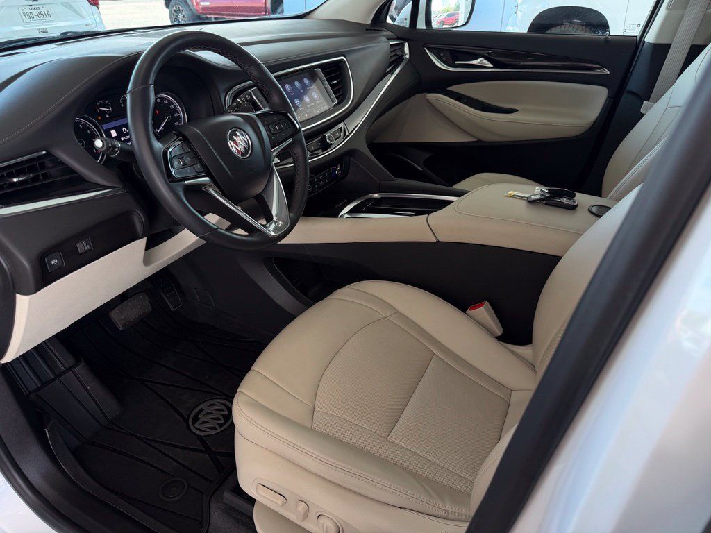 Used 2022 Buick Enclave Essence w/ Sport Touring Edition FWD image 11