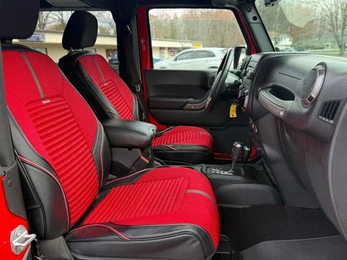 Used 2017 Jeep Wrangler Sport image 16