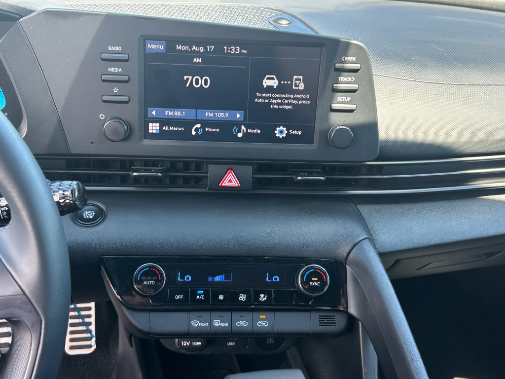 Used 2026 Hyundai Elantra Sport FWD image 11