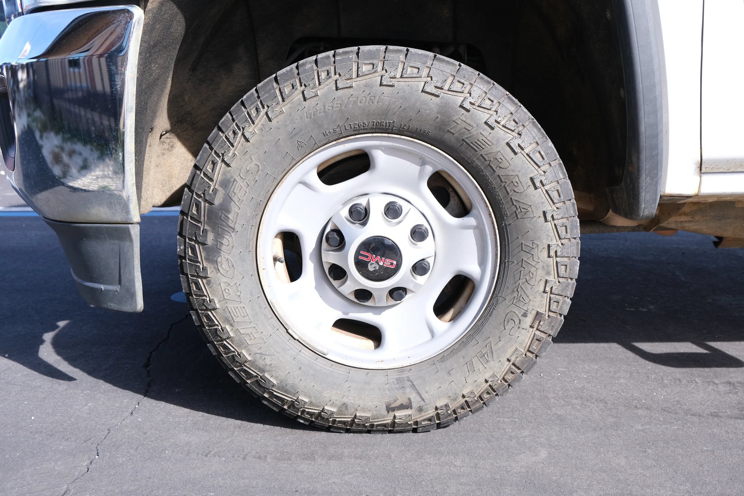 Used 2016 GMC Sierra 2500 2WD Crew Cab image 14