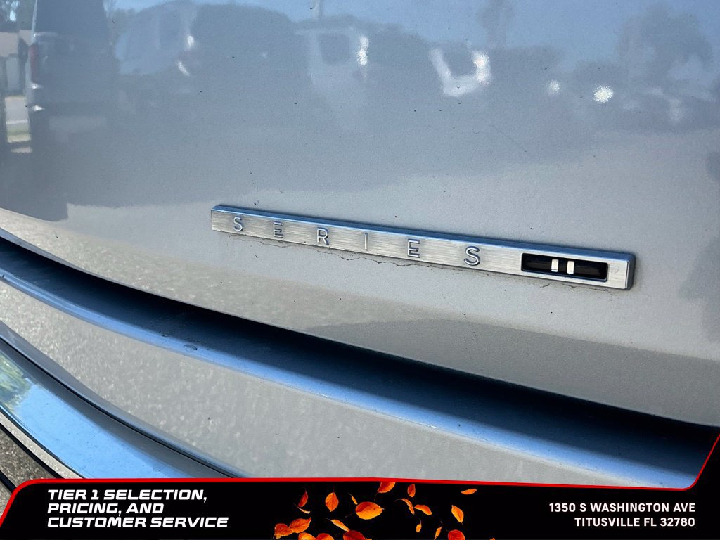 Used 2024 Jeep Wagoneer L Series II w/ Flexible Seating Group RWD image 17