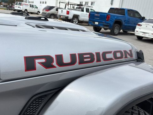 Used 2021 Jeep Wrangler Unlimited Rubicon w/ LED Lighting Group image 14