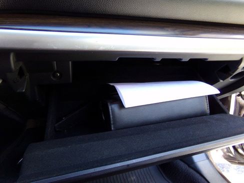 Used 2017 Subaru Outback 2.5i Touring image 36