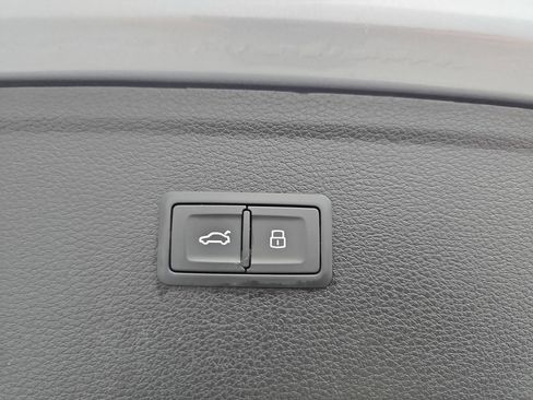 Used 2022 Audi Q5 2.0T Premium Plus image 13