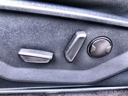 Used 2022 Ford F150 XLT w/ Equipment Group 302A High image 12