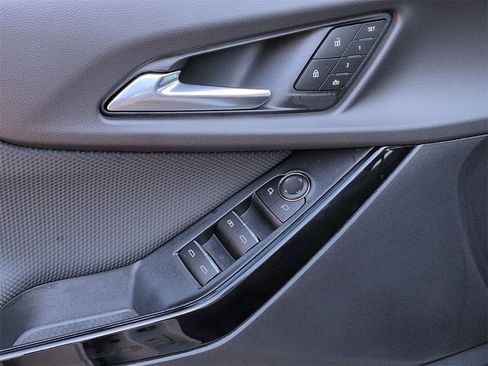 New 2026 Chevrolet Equinox RS w/ Convenience Package III image 8