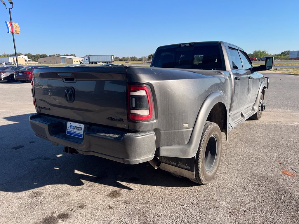 Used 2022 RAM 3500 Laramie w/ Night Edition AWD/4WD image 6