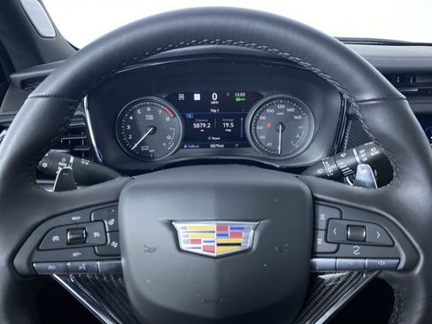 New 2025 Cadillac XT6 Sport w/ Technology Package AWD/4WD image 3