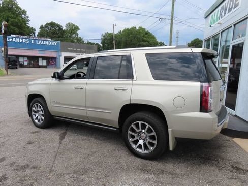 Used 2015 GMC Yukon Denali w/ Premium Package AWD/4WD image 7