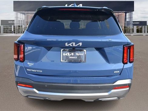 New 2026 Kia Sorento EX image 4