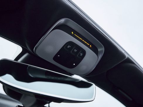 Used 2024 McLaren 750S Spider image 74