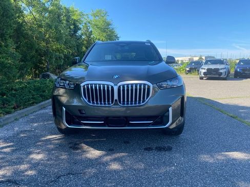 New 2026 BMW X5 xDrive50e w/ Climate Comfort Package AWD/4WD image 2