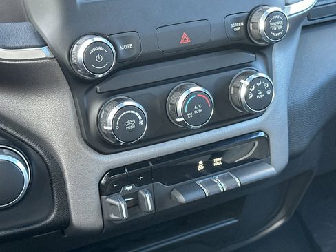 Used 2024 RAM 2500 Big Horn w/ Bed Utility Group image 19