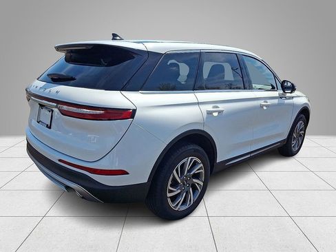 Used 2023 Lincoln Corsair AWD w/ Equipment Group 101A image 5