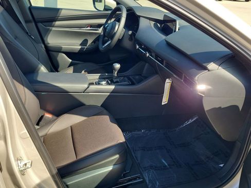 New 2026 MAZDA MAZDA3 2.5 S Hatchback w/ Premium Pkg image 16