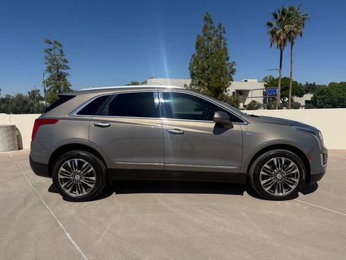 Used 2017 Cadillac XT5 Premium Luxury image 17