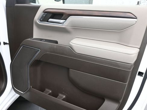 Used 2023 GMC Sierra 1500 SLT image 14