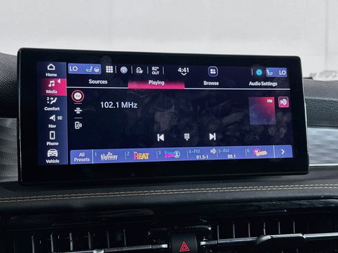 Used 2025 Alfa Romeo Tonale w/ Premium Package AWD/4WD image 21
