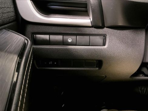 Certified 2023 Nissan Rogue SV AWD/4WD image 26