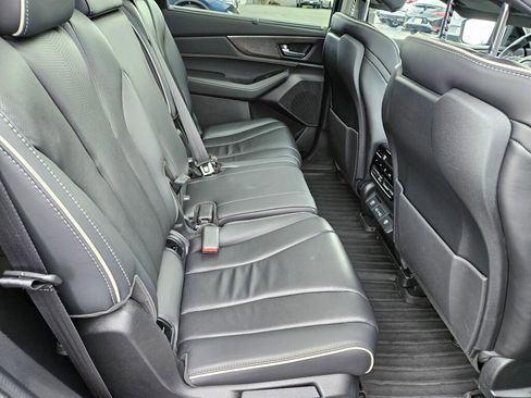 Used 2023 Acura MDX SH-AWD w/ Advance Package image 14