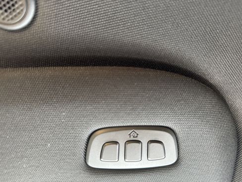 Used 2025 Ford F250 Lariat w/ Chrome Package image 27