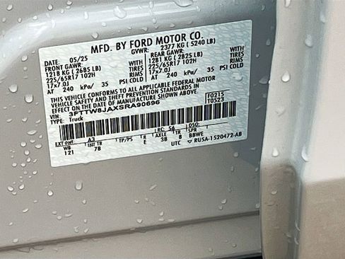 Used 2025 Ford Maverick XLT w/ Equipment Group 302A AWD/4WD image 30
