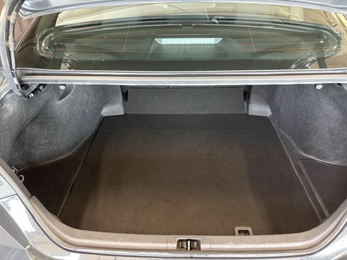 Used 2025 Toyota Camry SE image 31