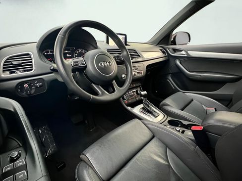 Used 2017 Audi Q3 2.0T Prestige w/ Prestige Package image 15