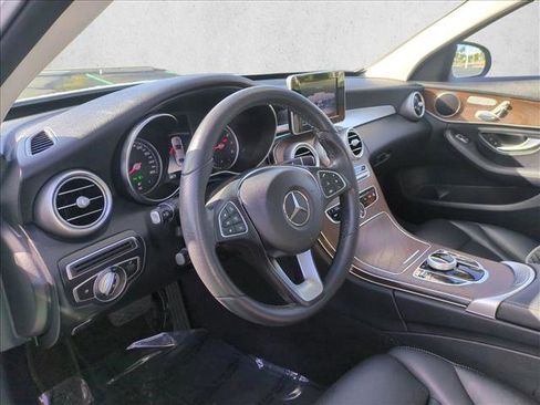 Used 2018 Mercedes-Benz C 300 Sedan image 10