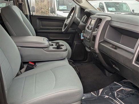 Used 2018 RAM 1500 Express w/ Express Value Package image 36