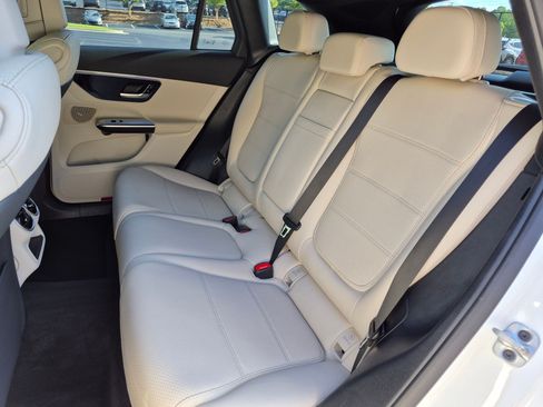 Certified 2025 Mercedes-Benz GLC 350e 4MATIC w/ Driver Assistance Package image 30