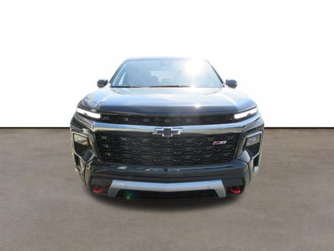 Used 2024 Chevrolet Traverse Z71 w/ Enhanced Driving Package AWD/4WD image 8