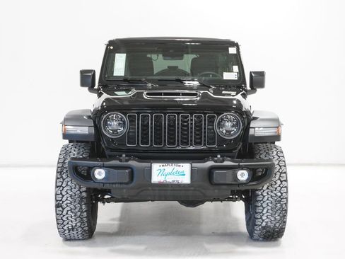 Used 2026 Jeep Wrangler Unlimited Rubicon 392 image 3