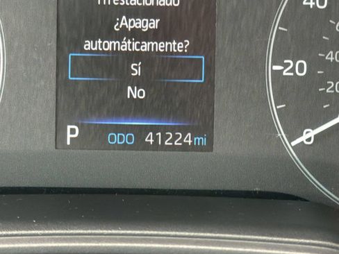 Used 2024 Toyota Corolla Cross AWD Hybrid image 22
