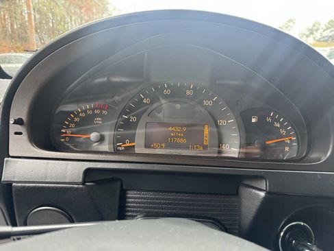 Used 2003 Mercedes-Benz G 500 image 11