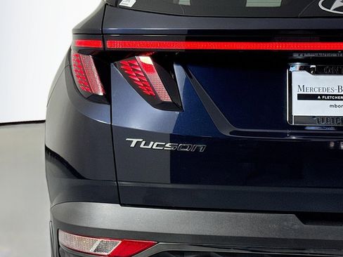 Used 2022 Hyundai Tucson Limited AWD/4WD image 14