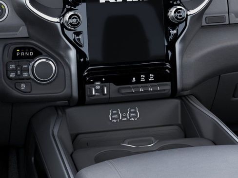 New 2026 RAM 1500 4x4 Crew Cab image 24