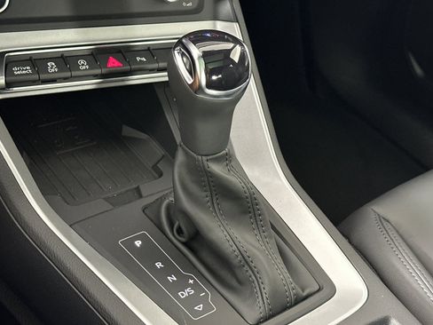 New 2025 Audi Q3 2.0T Premium image 20