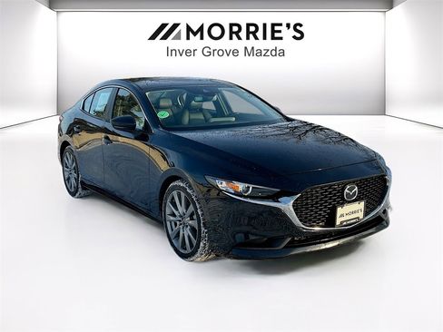 Used 2023 MAZDA MAZDA3 s image 3