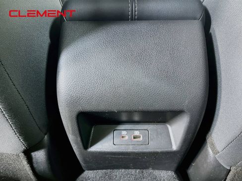 Used 2025 Nissan Altima 2.5 SV FWD image 33