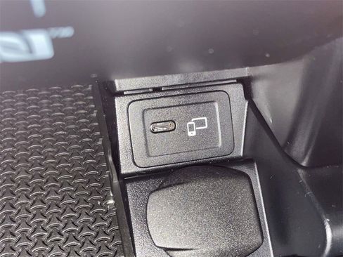 Used 2022 Mercedes-Benz E 350 Sedan image 28