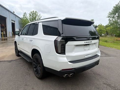 Used 2025 Chevrolet Tahoe High Country w/ Sun And Tow Package AWD/4WD image 4
