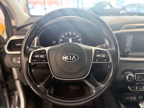 Used 2019 Kia Sorento EX AWD/4WD image 17